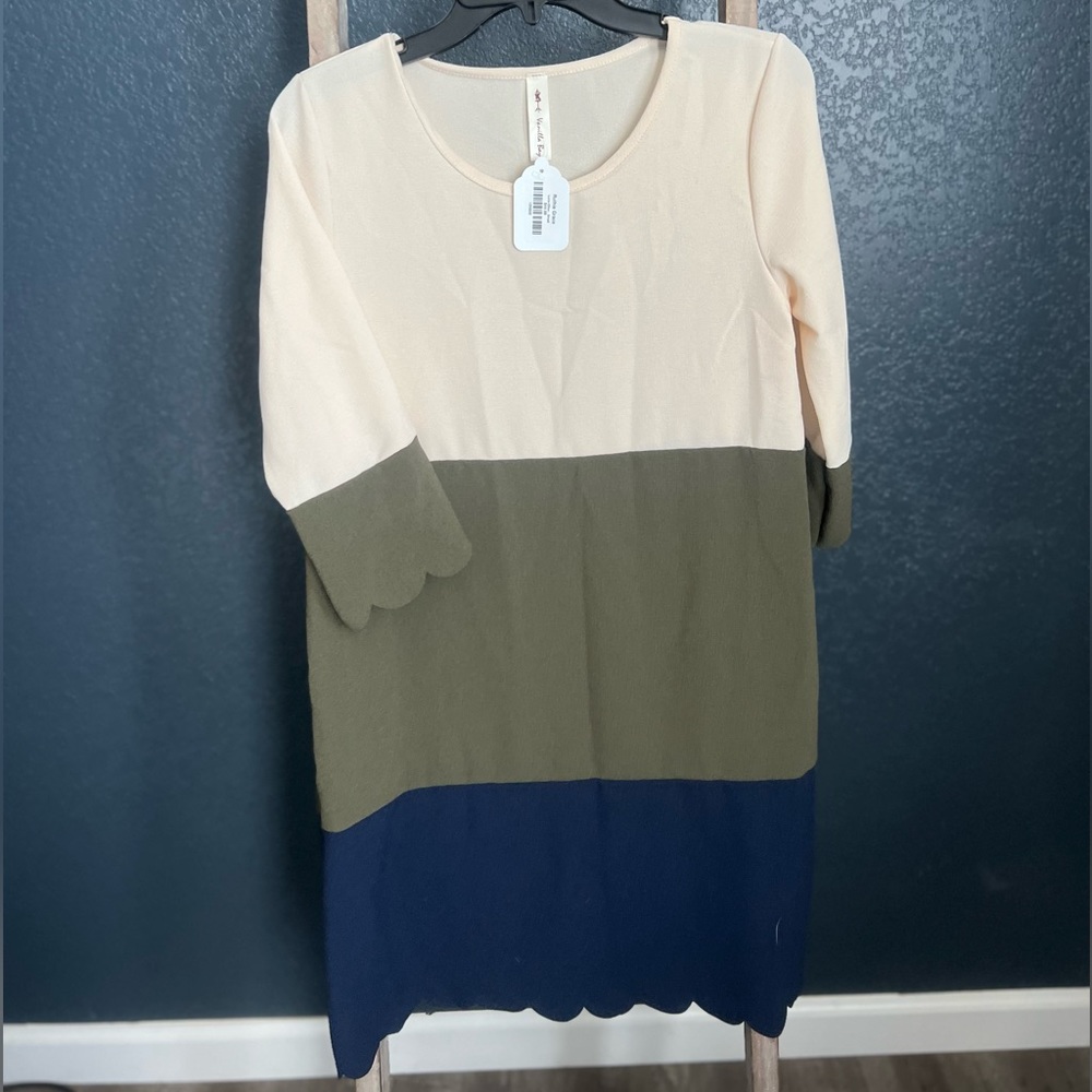 Vanilla Bay Scalloped Dress